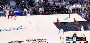 hth网页版在线登录入口-这都可以？韦尔上篮被切 空中拿回顺势海底捞月拉杆上进